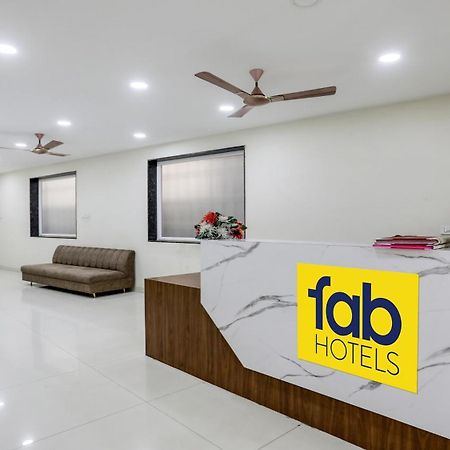 Fabhotel Mansarovar Inn Райпур Экстерьер фото